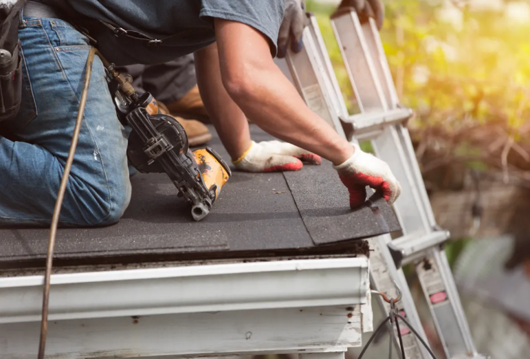 Shingle Roof Replacement Contractor: Choosing the Right Roofing Professional